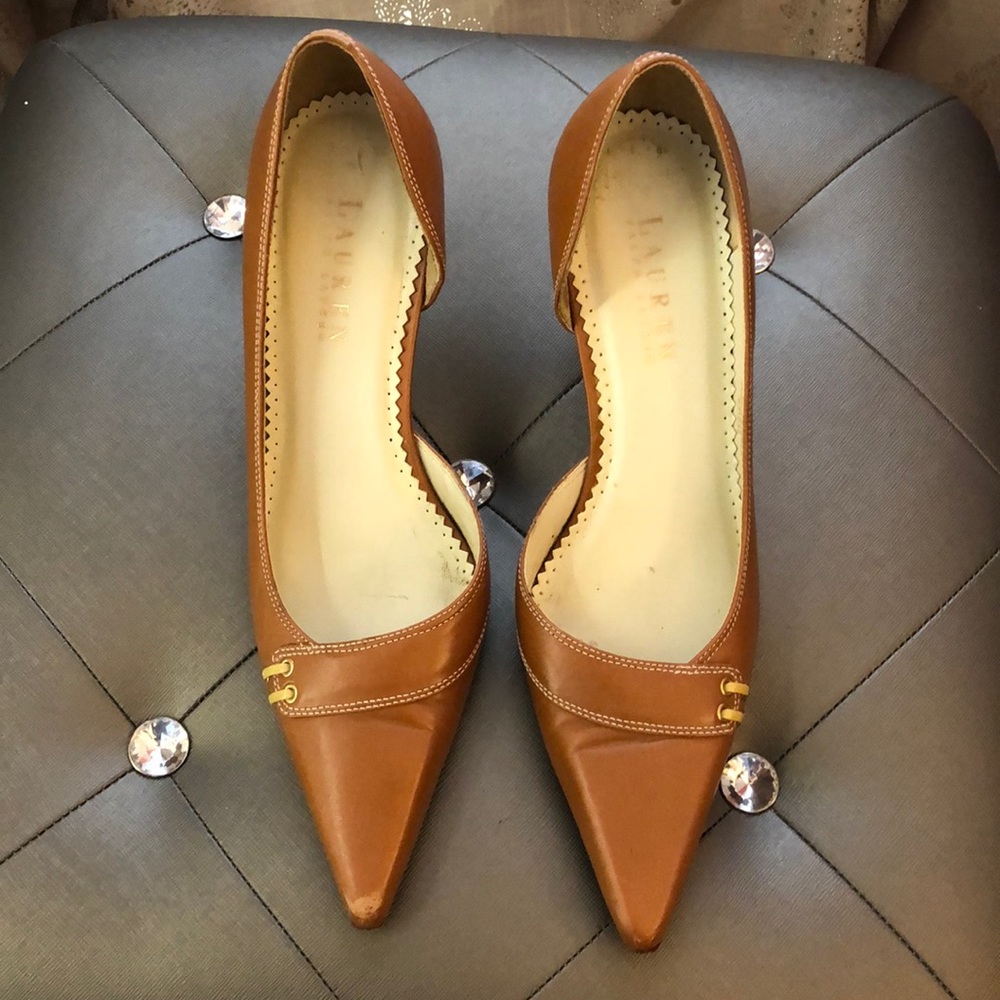 Brown leather Ralph Lauren pointy toe heels